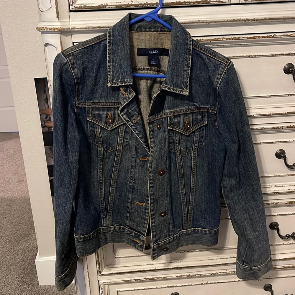 Gap jean jacket. Womens.